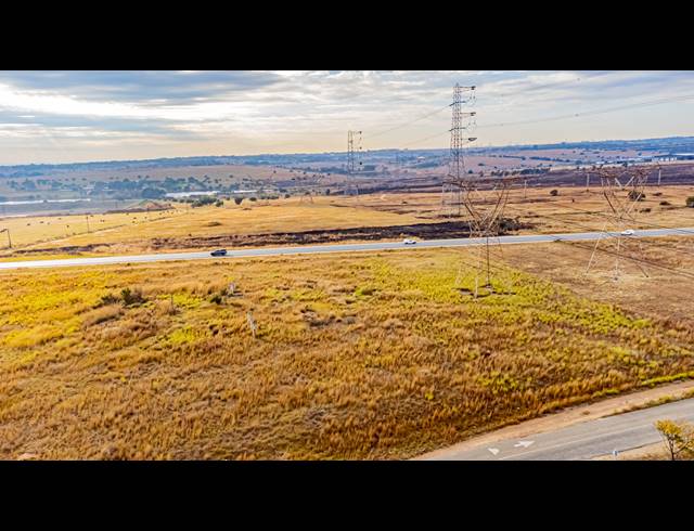 25,000M² VACANT LAND FOR SALE IN LAEZONIA